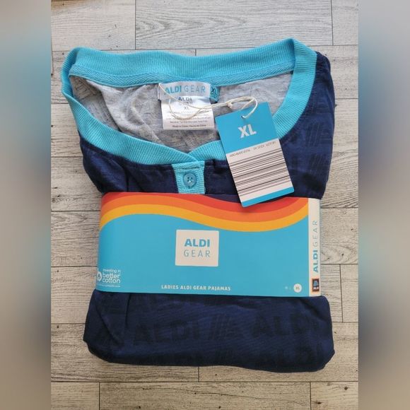 LAST ONE!  ALDI SZ M Ladies Pajamas 2023 Capsule Collection AISLE OF SHAME - Picture 6 of 10